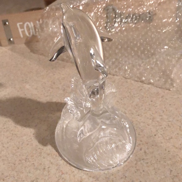 Crystal Dolphin - Picture 6 of 7